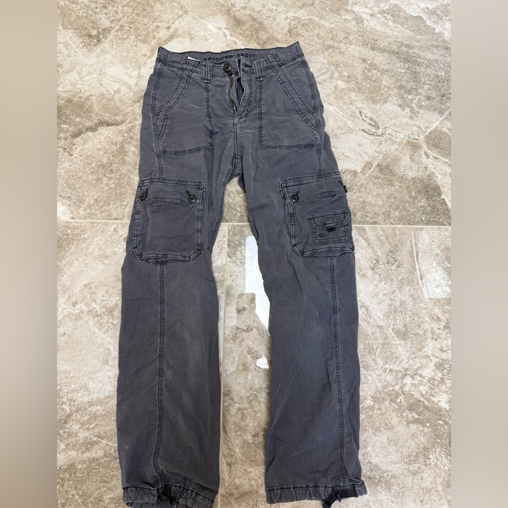 American eagle women’s Gray Cargo Pants